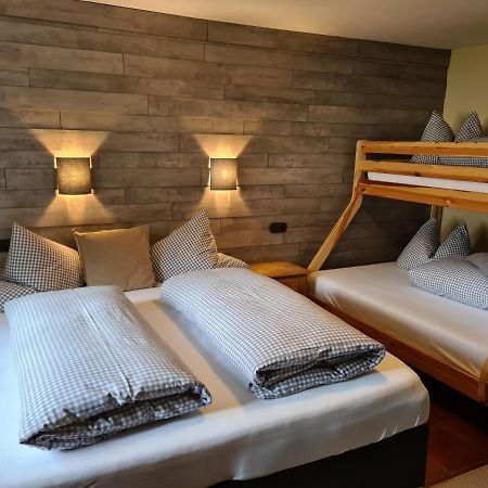 Apartmenthaus Larchenhof Ehrwald Esterno foto