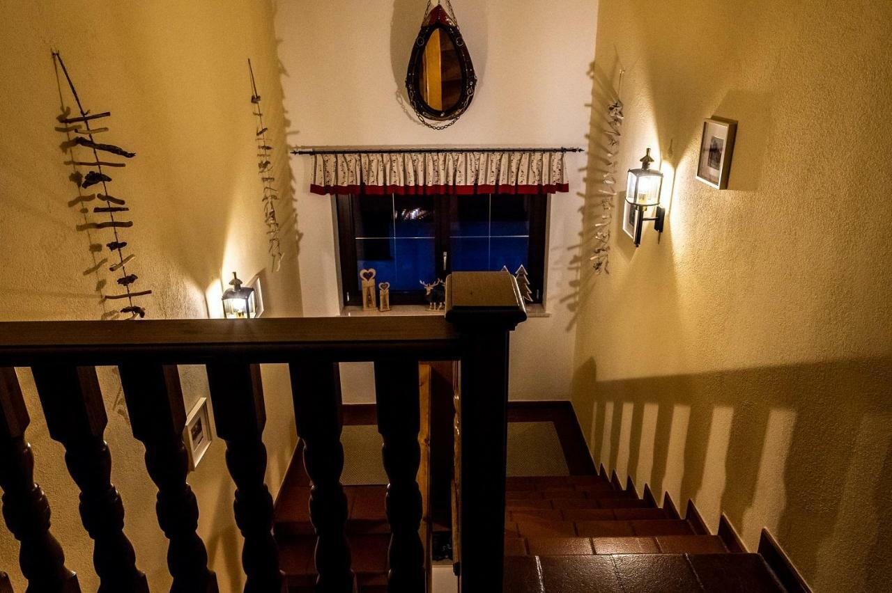 Apartmenthaus Larchenhof Ehrwald Esterno foto