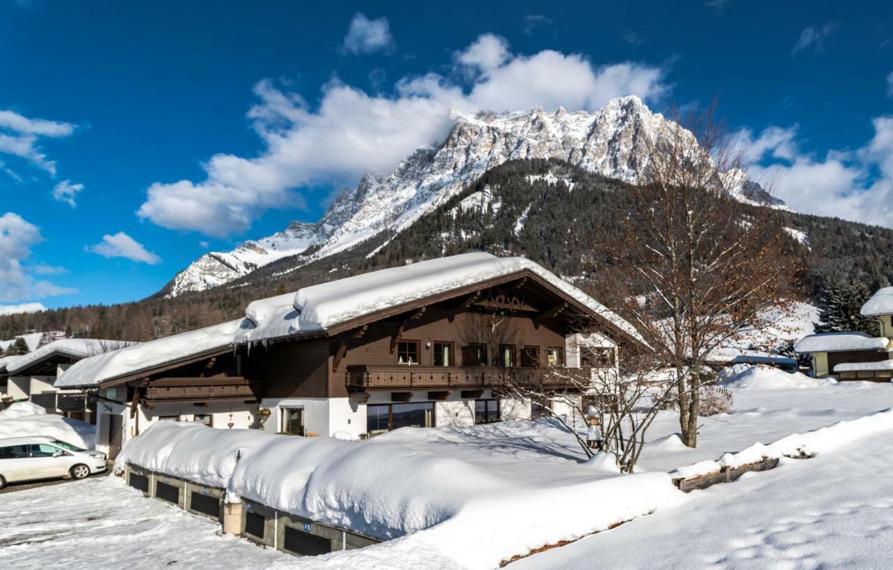 Apartmenthaus Larchenhof Ehrwald Esterno foto